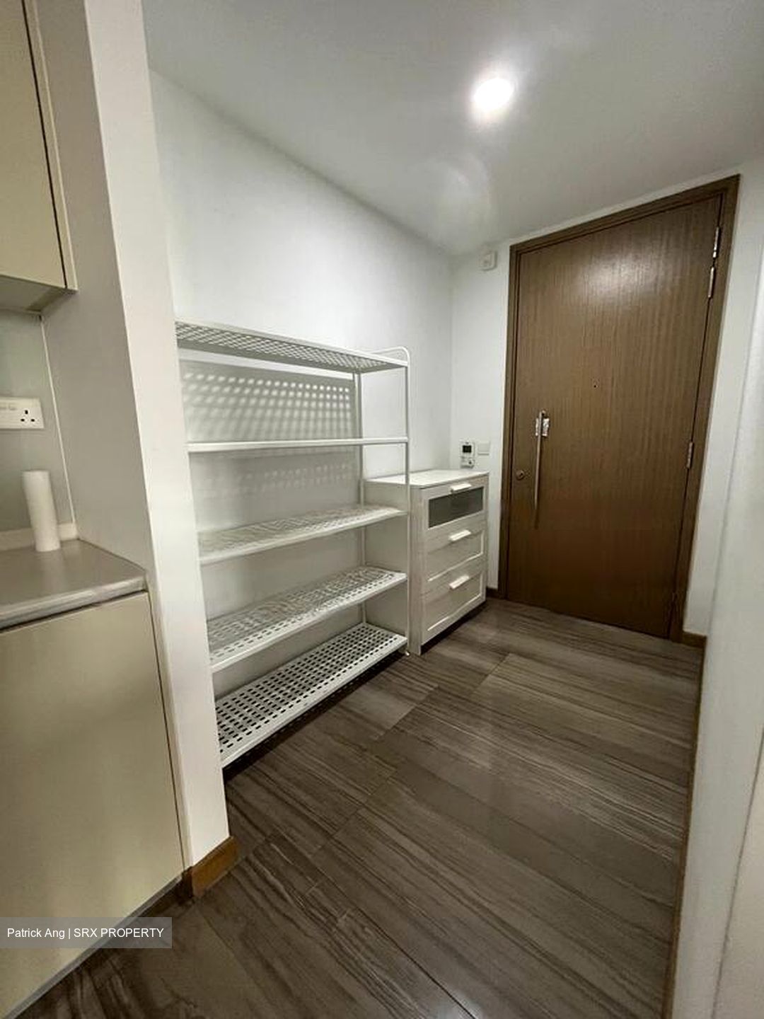 Lakeville (D22), Condominium #576352061